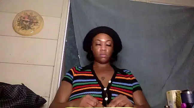 Snapshot of AlexaTheSlut chatting on December 11, 2024, 2:19 am AlexaTheSlut online show from December 11, 2024, 2:19 am