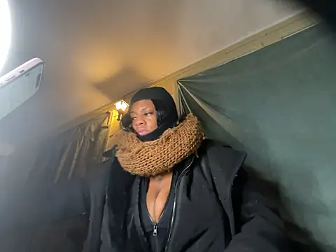 Snapshot of AlexaTheSlut chatting on February 22, 2025, 8:40 am AlexaTheSlut online show from February 22, 2025, 8:40 am