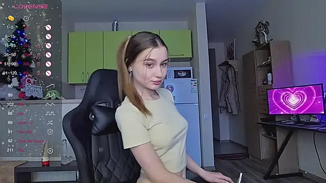 Snapshot of _Sweet_Lilit_ chatting on January 15, 2025, 10:38 am Sweet Lilit online show from January 15, 2025, 10:38 am
