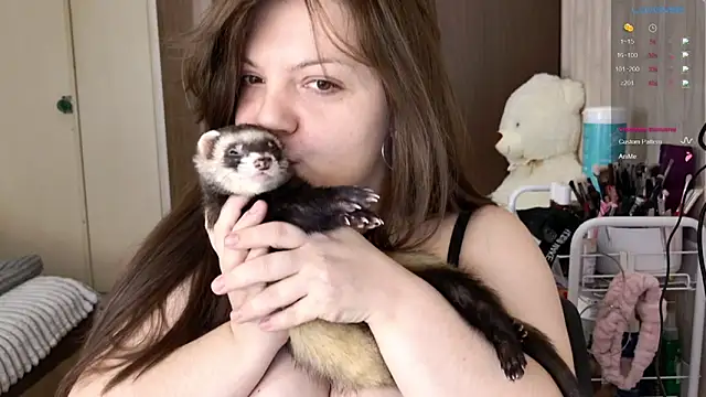 cutewhip online show from October 23, 2025, 5:01 pm