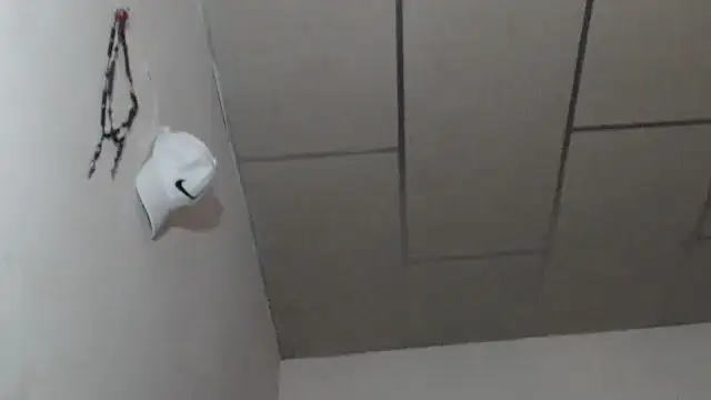 adrixxx38 online show from February 20, 2026, 10:43 pm