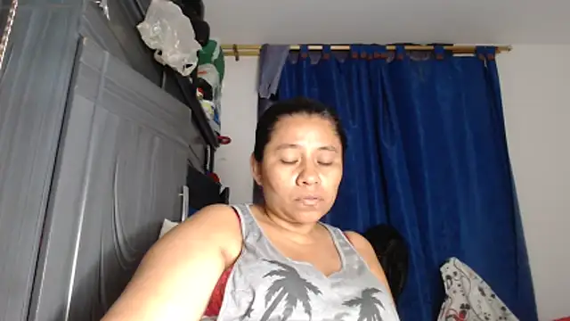 adrixxx38 online show from March 27, 2026, 1:22 am