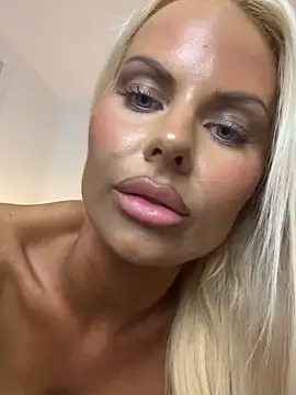 JessicaJames23 online show from December 13, 2024, 4:38 pm