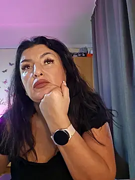 Hotangel75 online show from November 3, 2025, 9:32 am