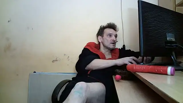 Snapshot of dundyFocus chatting on March 16, 2026, 11:47 am dundyFocus online show from March 16, 2026, 11:47 am