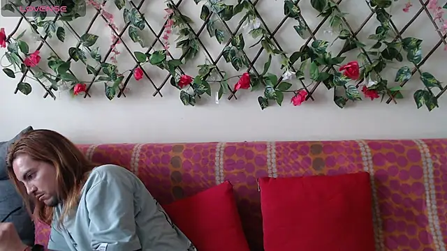 Snapshot of Jack_Emily1 chatting on April 28, 2026, 7:52 pm Jack Emily1 online show from April 28, 2026, 7:52 pm