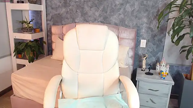 niko robin online show from November 8, 2025, 4:29 pm