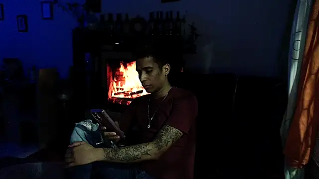 Snapshot of Slim_dirty_hot_ chatting on October 24, 2025, 2:41 am Slim dirty hot online show from October 24, 2025, 2:41 am