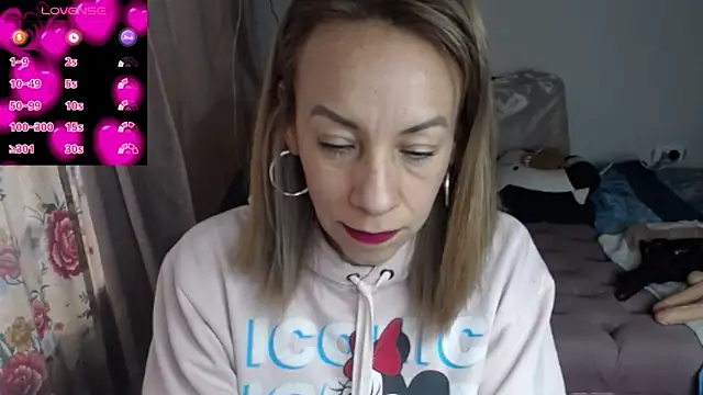 Snapshot of cristin_doll_ chatting on February 20, 2026, 7:25 pm cristin doll online show from February 20, 2026, 7:25 pm