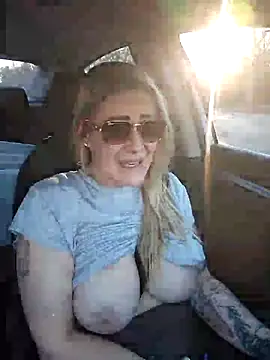 HollyTattoo online show from February 26, 2025, 10:53 pm