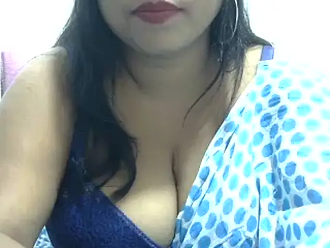 Snapshot of ROSEE_MERRYYYY chatting on December 23, 2024, 5:43 pm ROSEE MERRYYYY online show from December 23, 2024, 5:43 pm
