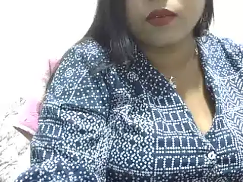 Snapshot of ROSEE_MERRYYYY chatting on January 2, 2025, 9:11 am ROSEE MERRYYYY online show from January 2, 2025, 9:11 am