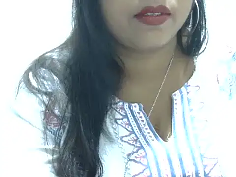 Snapshot of ROSEE_MERRYYYY chatting on February 22, 2025, 1:24 pm ROSEE MERRYYYY online show from February 22, 2025, 1:24 pm