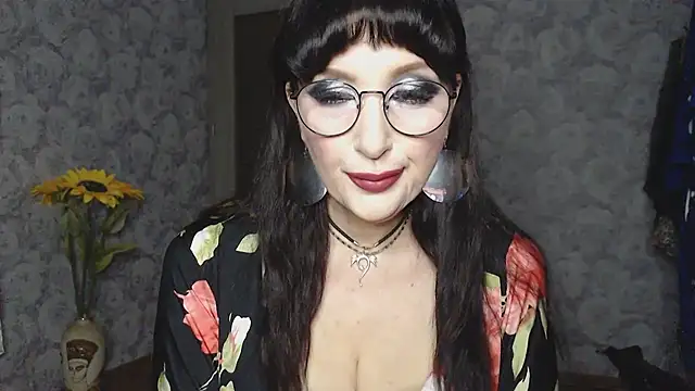 Aziza1 online show from February 18, 2025, 9:09 pm