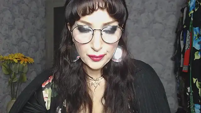 Aziza1 online show from October 17, 2025, 2:41 pm