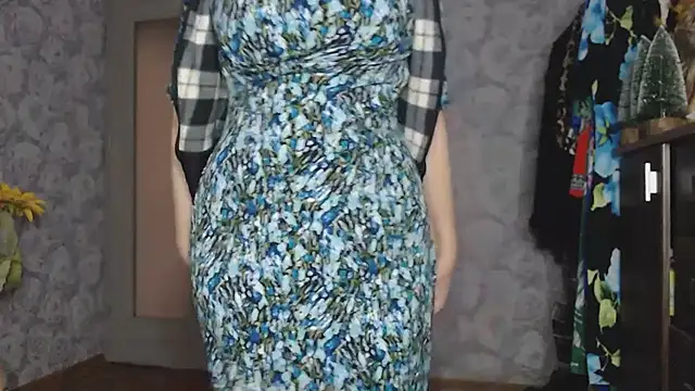 Aziza1 online show from November 10, 2025, 8:35 am