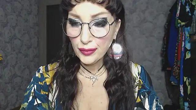 Aziza1 online show from December 18, 2025, 1:28 pm