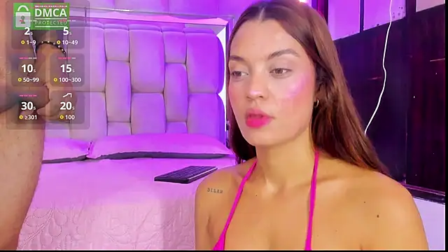 Bellahot387 online show from April 8, 2026, 11:54 am