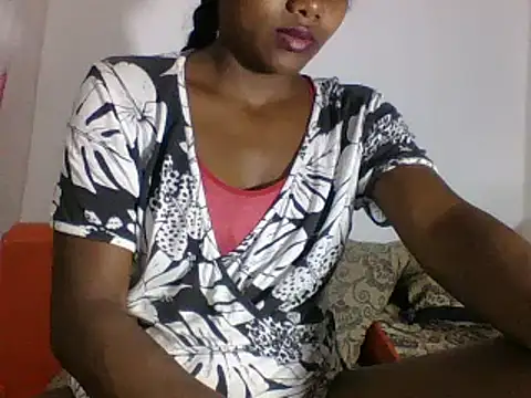 Snapshot of Hamie_sexy chatting on March 10, 2025, 8:04 am Hamie sexy online show from March 10, 2025, 8:04 am