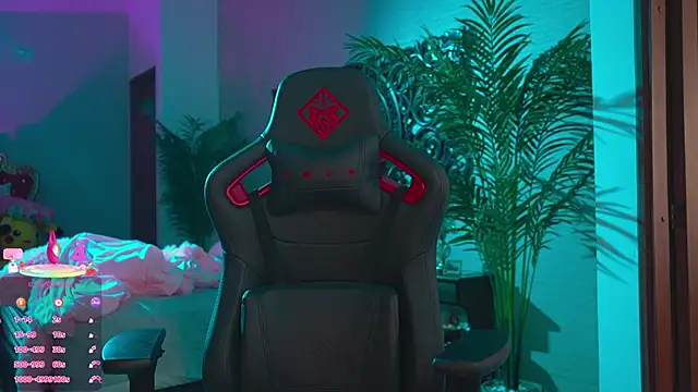 ambarEvans online show from February 11, 2025, 5:40 pm