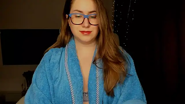 SeasonalSomeone online show from November 19, 2025, 8:20 pm