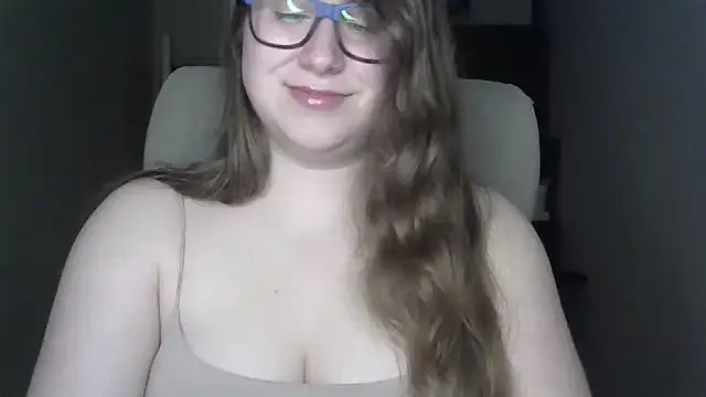 SeasonalSomeone online show from June 14, 2026, 9:28 pm