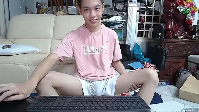 Snapshot of andrewooi chatting on January 5, 2025, 12:21 pm andrewooi online show from January 5, 2025, 12:21 pm