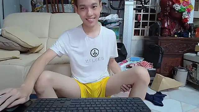 Snapshot of andrewooi chatting on January 7, 2025, 1:24 pm andrewooi online show from January 7, 2025, 1:24 pm