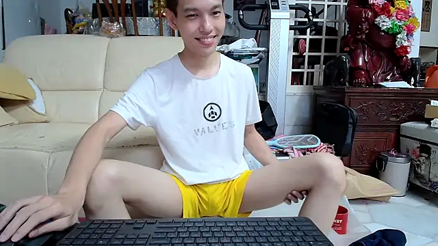 Snapshot of andrewooi chatting on January 9, 2025, 5:43 pm andrewooi online show from January 9, 2025, 5:43 pm