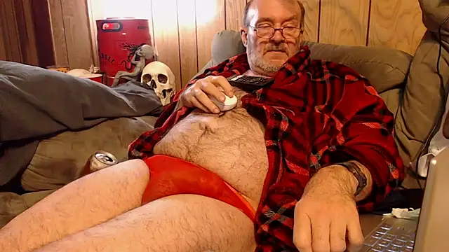 snickers1 online show from November 17, 2025, 7:36 am