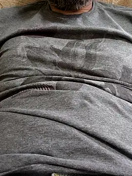 Snapshot of Leo_Big chatting on October 23, 2025, 10:03 am Leo Big online show from October 23, 2025, 10:03 am