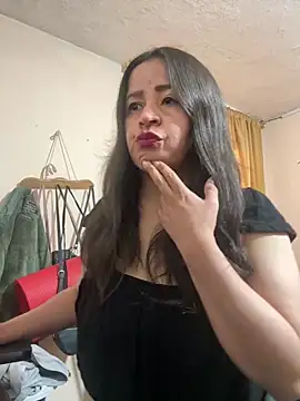 latinfemale online show from October 14, 2025, 8:20 pm