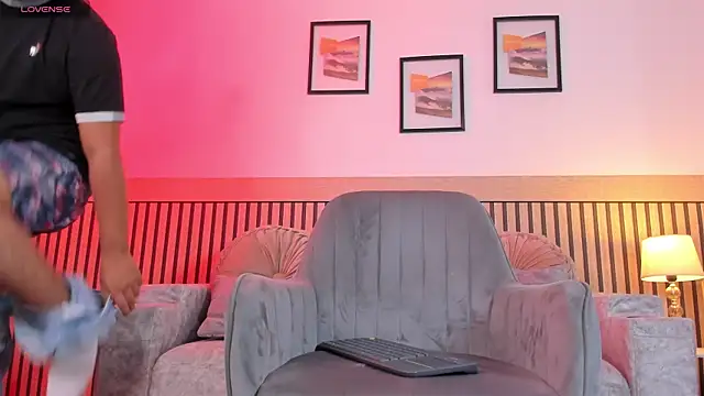 Nick Moca online show from December 16, 2025, 10:26 pm