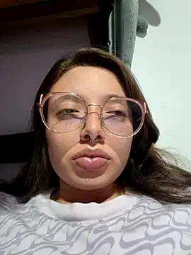 Snapshot of linda-schmidt chatting on May 11, 2026, 2:39 am linda-schmidt online show from May 11, 2026, 2:39 am