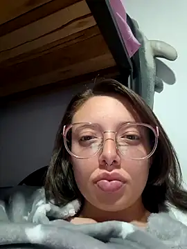 Snapshot of linda-schmidt chatting on May 26, 2026, 10:50 pm linda-schmidt online show from May 26, 2026, 10:50 pm