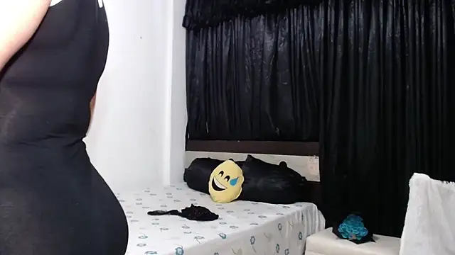 venuz mendoza20 online show from March 23, 2026, 1:04 pm