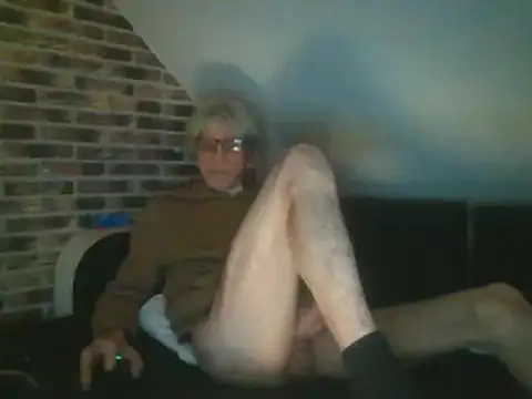 Snapshot of InMeinenMund chatting on January 27, 2025, 9:55 pm InMeinenMund online show from January 27, 2025, 9:55 pm