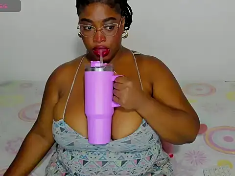 NinaGrey  online show from March 21, 2026, 11:41 pm