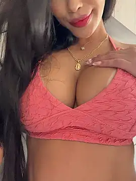 Snapshot of emma_andrew1 chatting on January 19, 2026, 1:48 pm emma andrew1 online show from January 19, 2026, 1:48 pm