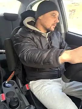 Snapshot of DanielOhCool chatting on January 17, 2026, 7:13 am DanielOhCool online show from January 17, 2026, 7:13 am