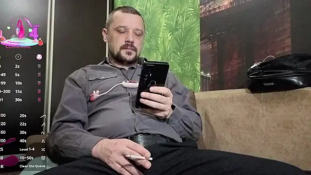 Snapshot of DanielOhCool chatting on February 8, 2026, 8:07 am DanielOhCool online show from February 8, 2026, 8:07 am