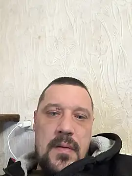 Snapshot of DanielOhCool chatting on February 9, 2026, 7:07 pm DanielOhCool online show from February 9, 2026, 7:07 pm