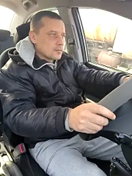 Snapshot of DanielOhCool chatting on February 22, 2026, 9:52 am DanielOhCool online show from February 22, 2026, 9:52 am