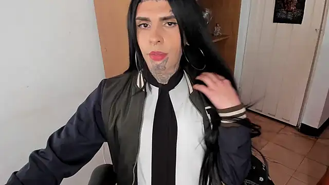 herreraisa official online show from February 2, 2026, 9:46 pm