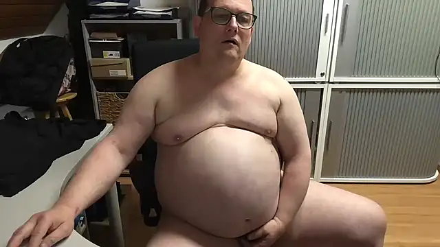 Snapshot of Mark50bw chatting on February 8, 2025, 6:55 pm Mark50bw online show from February 8, 2025, 6:55 pm