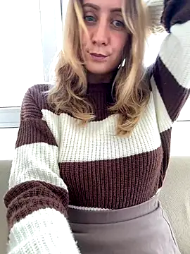 Snapshot of Puzdosia chatting on October 8, 2025, 9:29 am Puzdosia online show from October 8, 2025, 9:29 am