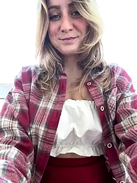 Snapshot of Puzdosia chatting on October 21, 2025, 7:42 am Puzdosia online show from October 21, 2025, 7:42 am