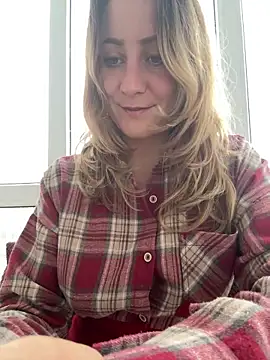 Snapshot of Puzdosia chatting on November 13, 2025, 7:29 am Puzdosia online show from November 13, 2025, 7:29 am