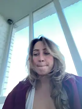 Snapshot of Puzdosia chatting on November 18, 2025, 6:29 am Puzdosia online show from November 18, 2025, 6:29 am