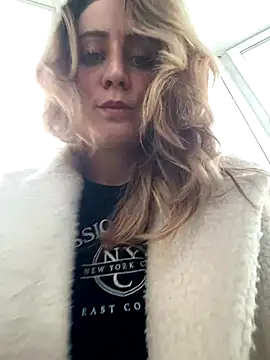 Snapshot of Puzdosia chatting on November 23, 2025, 7:41 am Puzdosia online show from November 23, 2025, 7:41 am